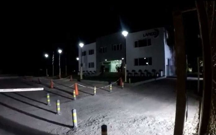 Επίθεση Ρουβίκωνα στα γραφεία μεταλλουργικής εταιρείας στο Μαρούσι (Βίντεο)