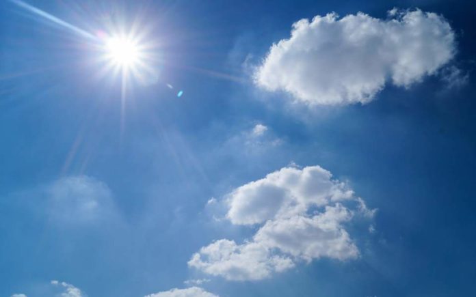 Αίθριος καιρός με υψηλές θερμοκρασίες και την Πέμπτη