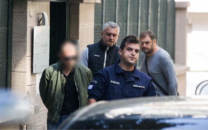 Εισβολή αντιεξουσιαστών στο τουρκικό προξενείο Θεσσαλονίκης - 12 προσαγωγές (βίντεο)