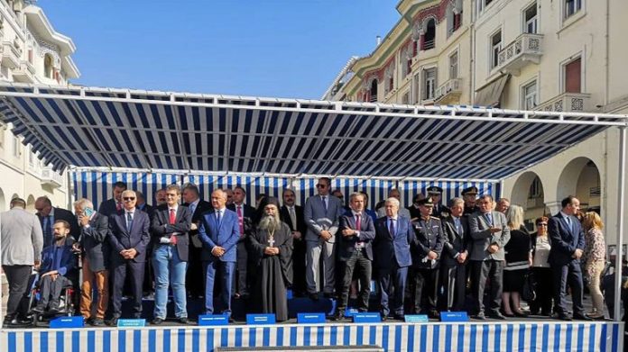 Πραγματοποιήθηκε η μαθητική παρέλαση στη Θεσσαλονίκη