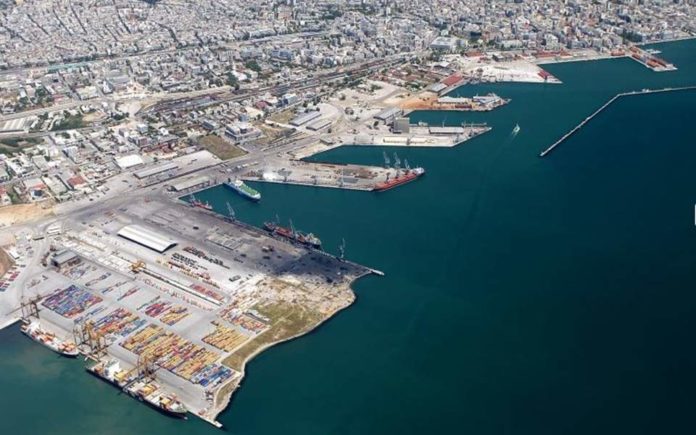 Σε αυτεπάγγελτη διαθεσιμότητα ο λιμενάρχης Θεσσαλονίκης για το κύκλωμα με ρυμουλκά