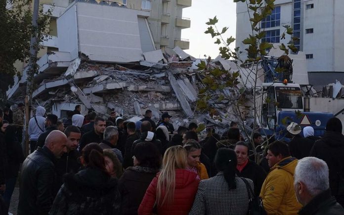 Αμεση αλληλεγγύη στην Αλβανία από την Ελλάδα