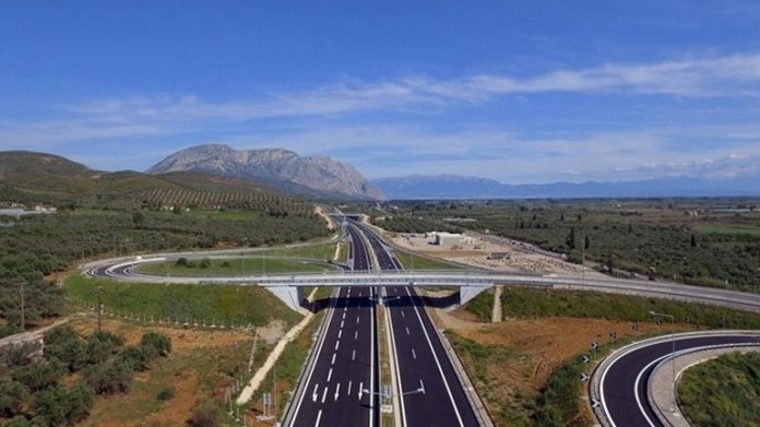 Ασκήσεις ετοιμότητας και αποχιονισμού από τη «Νέα Οδό»