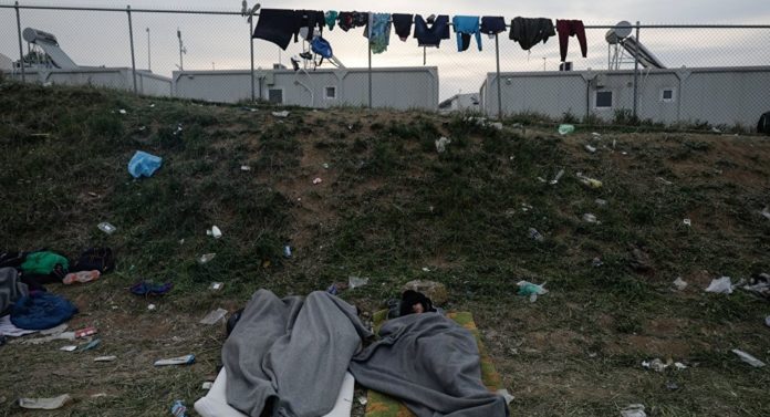 Διαβατά : Αιματηρή συμπλοκή μεταξύ μεταναστών