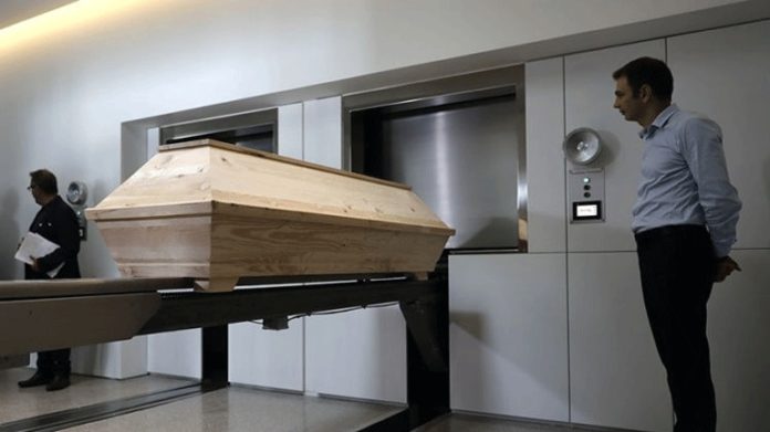 Εκκλησία για αποτέφρωση: Τα νεκρά σώματα δεν είναι απορρίμματα ή άχρηστα αντικείμενα