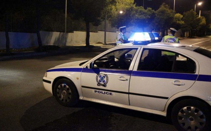 Επιχείρηση της αστυνομίας στον δήμο Χερσονήσου: Κατασχέθηκαν ναρκωτικά, καλάσνικοκ και χειροβομβίδα - Δϋο συλλήψεις