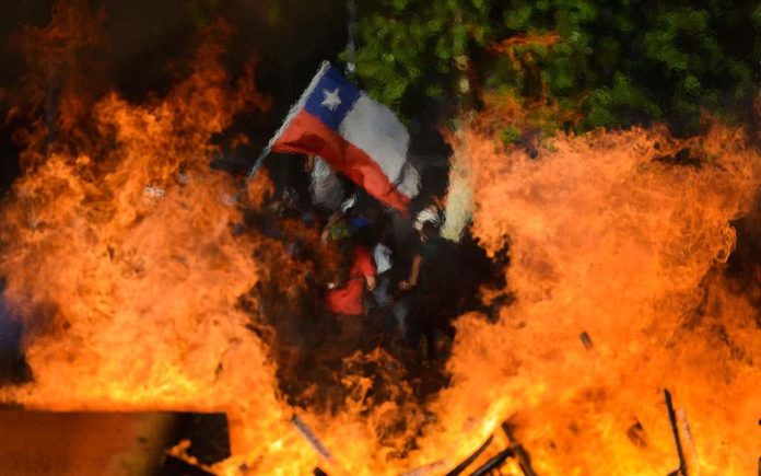 Η Λατινική Αμερική βρίσκεται σε αναβρασμό διαρκείας