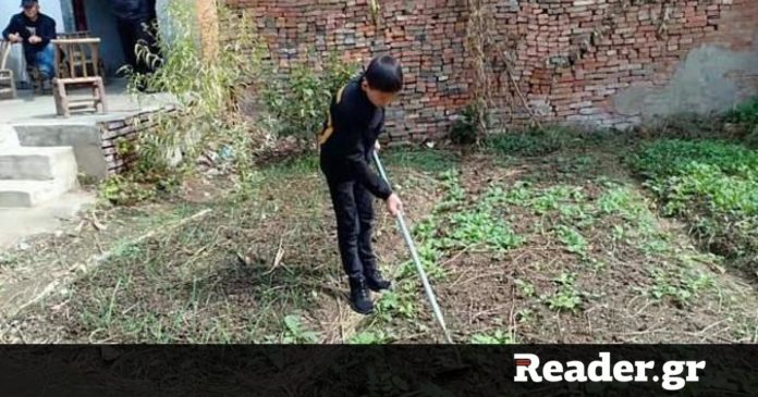 Είναι 34 ετών και «παγιδευμένος» σε σώμα παιδιού (pics)