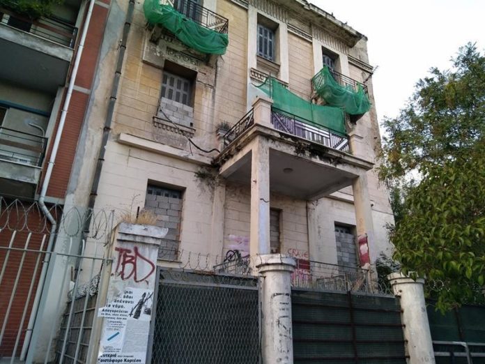 Κατάληψη Βανκούβερ : Απεργία πείνας για να απελευθερωθούν δύο γάτες από το κτίριο
