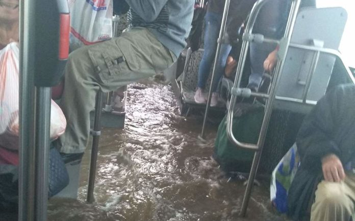 Μια βροχή ήταν αρκετή για συμφόρηση στην Αθήνα