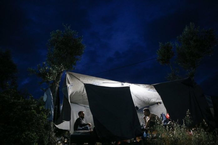 Προσφυγικό: Ξεπέρασαν τις 16