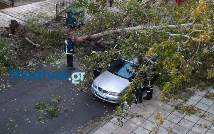 Προβλήματα στη Θεσσαλονίκη από την κακοκαιρία - Κλειστά τα σχολεία σε Πιερία και Αριστοτέλη Χαλκιδικής