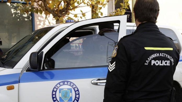 Σε διαθεσιμότητα δύο αστυνομικοί στην Κρήτη
