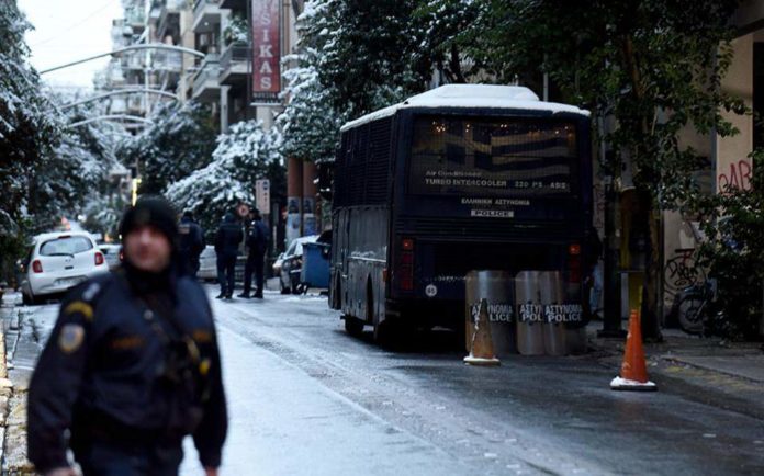 Σε ποιές επιθέσεις είχαν χρησιμοποιηθεί τα καλάσνικοφ που βρέθηκαν στη γιάφκα του Χολαργού