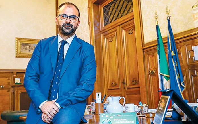 Στα ιταλικά σχολεία θα διδάσκεται η κλιματική αλλαγή