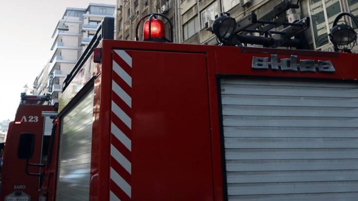 Θεσσαλονίκη: Νεκρή βρέθηκε ηλικιωμένη σε μπαλκόνι διαμερίσματος έπειτα από πυρκαγιά