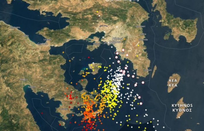 Βικτώρια : Στην Αττική μέτωπο με ισχυρές καταιγίδες