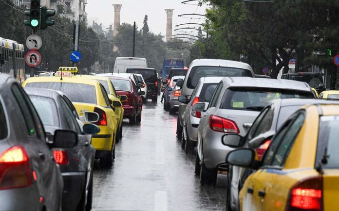 Ξεκινά μελέτη για την αντιμετώπιση του κυκλοφοριακού προβλήματος της Αθήνας