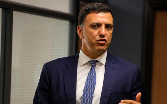 Δεσμεύσεις Κικίλια: Η διάθεση ογκολογικών φαρμάκων θα επεκταθεί και σε άλλες ιδιωτικές κλινικές