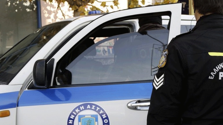 Ελεύθεροι χωρίς όρους δύο συλληφθέντες στα Εξάρχεια για υπεξαίρεση αρχαίου μνημείου