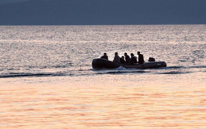 Μεγάλη επιχείρηση κατά κυκλώματος λαθροδιακινητών σε Ελλάδα και Ιταλία