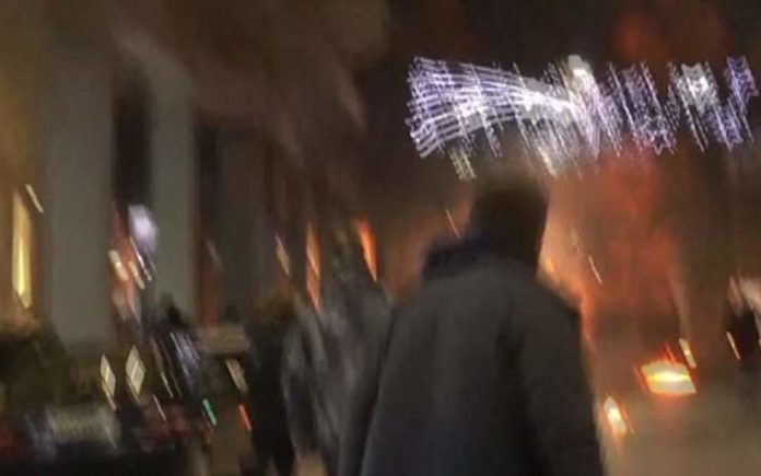 Μολότοφ και επεισόδια στο κέντρο της Πάτρας στην πορεία για τον Γρηγορόπουλο