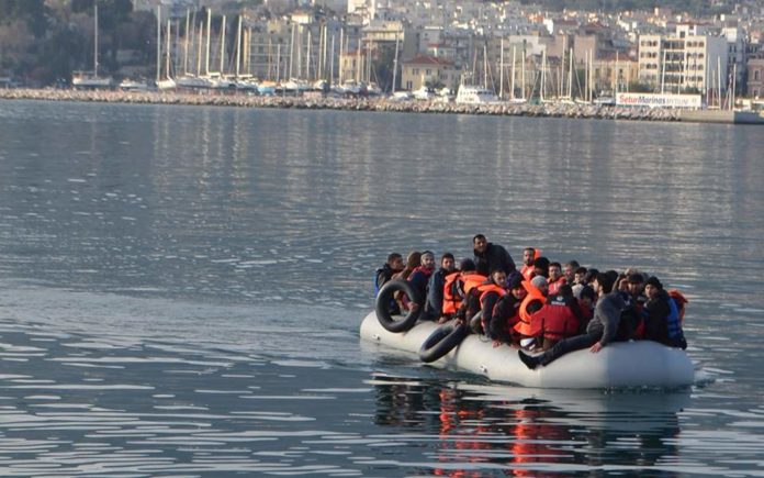 Προσφυγικό: Aφίξεις, κυκλώματα, κινητοποιήσεις