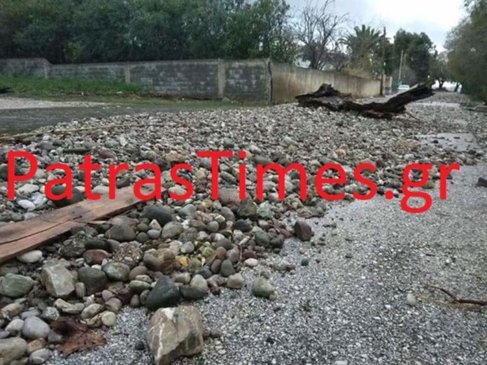 Προβλήματα από την κακοκαιρία σε παραλιακές περιοχές του Δήμου Πατρέων