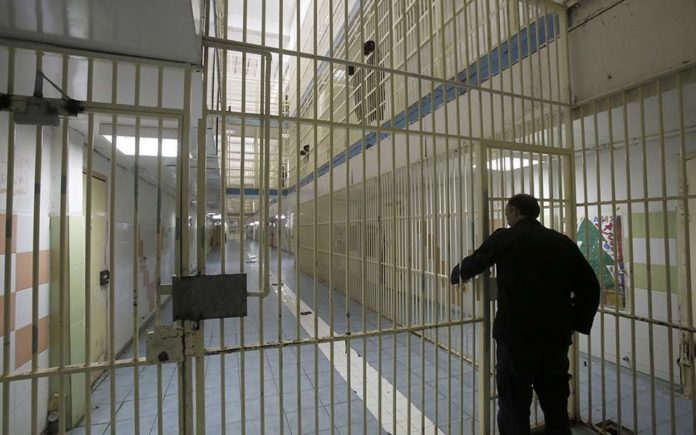 «Βαποράκι» σωφρονιστικός υπάλληλος των φυλακών Αυλώνα