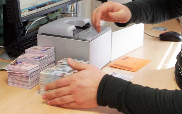 Ξεκίνησε η διαγωνιστική διαδικασία για τις νέες ταυτότητες - Τι αλλάζει