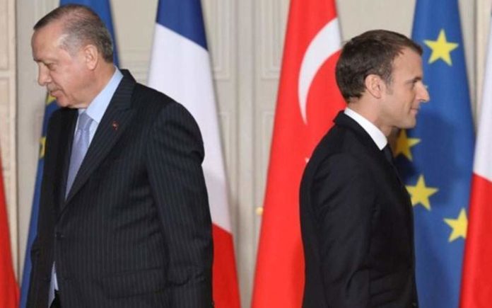 Αν θέλετε ειρήνη στη Λιβύη, σταματήστε τον Χαφτάρ απαντά η Αγκυρα στον Μακρόν