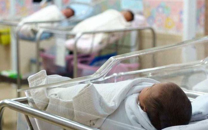 Επίδομα γέννησης: Τέλη Φεβρουαρίου η πρώτη δόση