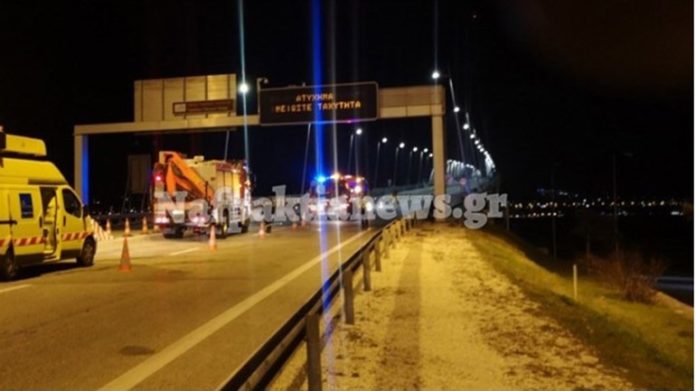 Γέφυρα Ρίου - Αντιρρίου: Αυτοκίνητο ανετράπη λίγο μετά τα διόδια