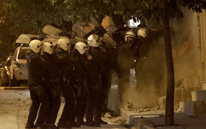 Νέα επιχείρηση εκκένωσης της ΕΛ