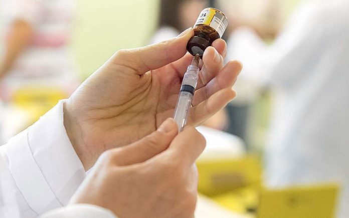 Οδηγίες πρόληψης για τη γρίπη εστάλησαν σε σχολικές μονάδες