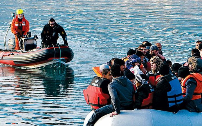 Προσφυγικό: Πλωτά φράγματα στο Αιγαίο