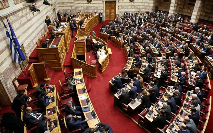 Υπερψηφίστηκε η ρύθμιση για τα κολέγια