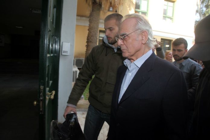 Υπόθεση Siemens: Στη Βουλή δικογραφία με κεντρικό πρόσωπο τον Τσοχατζόπουλο