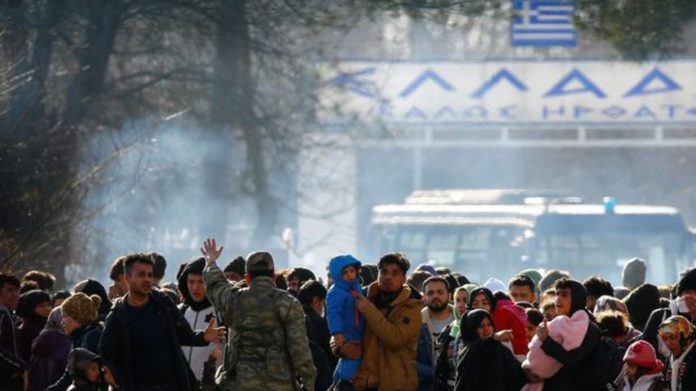 Μήνυμα αποφασιστικότητας από την ελληνική κυβέρνηση: «Θα κάνουμε ότι χρειαστεί για να φυλάξουμε τα σύνορα»