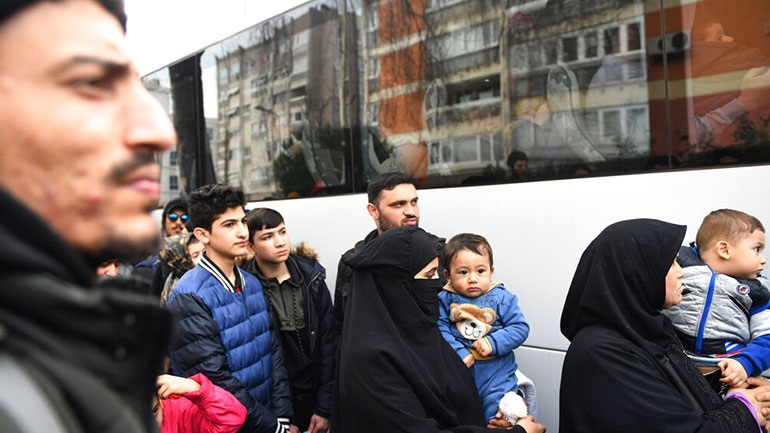 Μυτιλήνη: Αναστάτωση στη Μόρια από φήμη ότι άνοιξαν τα σύνορα