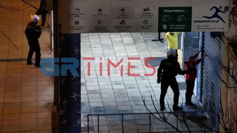 Νέα συμπλοκή αλλοδαπών στη Θεσσαλονίκη με προσαγωγές