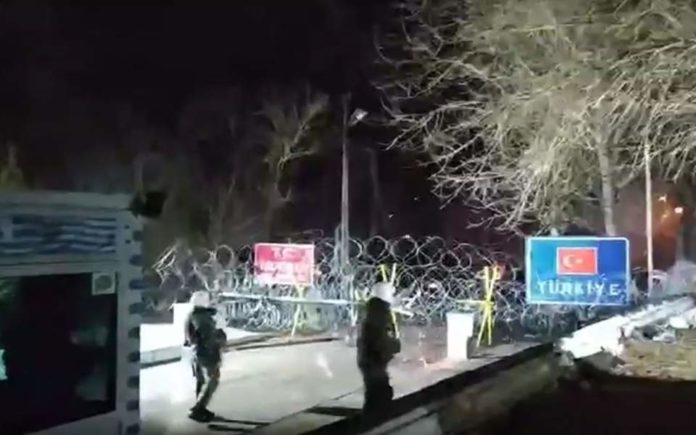 Ντοκουμέντο από τη μαζική επίθεση των μεταναστών κατά των συνοριοφυλάκων