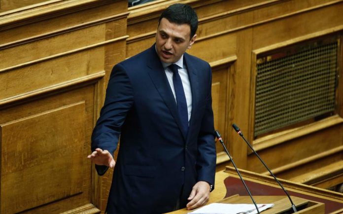 Παρέμβαση Κικίλια μετά την καταγγελία γυναίκας ότι της έκλεισαν ραντεβού για γαστροσκόπηση μετά από δύο χρόνια