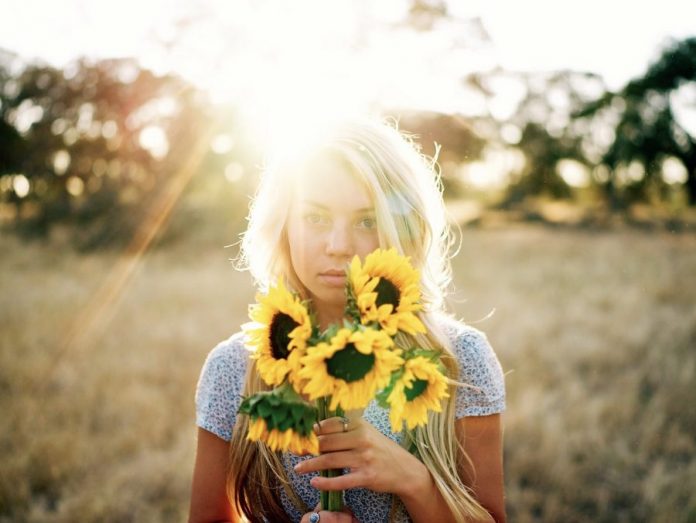 2020_04_30_16_56_58_beautiful-1869583_1280-900x676