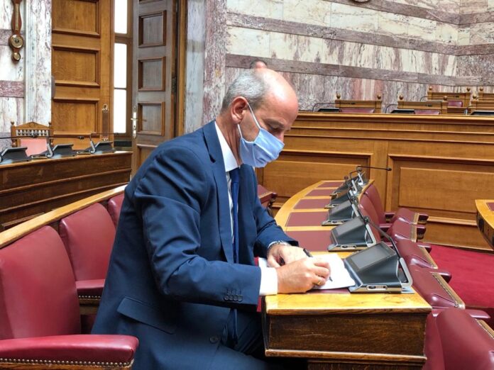 ΦΩΤΟ ΒΟΥΛΗ 2 (002)