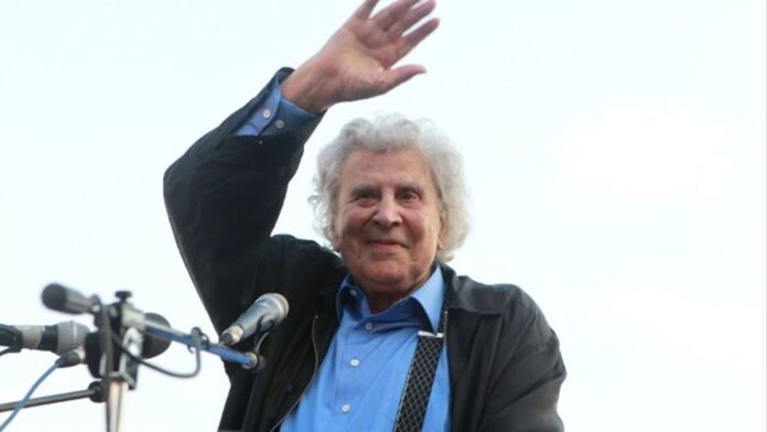 1efdaff640384b269440f8aaf147b185