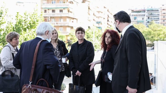 59dd546a93db4f789a0fec3b24ae119e