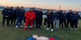 Ποδοσφαιριστής δώρισε απινιδωτή στον Εθνικό Κατερίνης