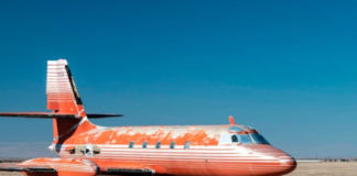 Το ιδιωτικό τζετ του Έλβις Πρίσλεϊ πωλήθηκε σε δημοπρασία