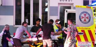 Σίδνεϊ: Τουλάχιστον 10 νεκροί και 16 τραυματίες σε ένοπλη επίθεση